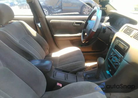 1999 Toyota Camry Ce/Le/Xle from USA, damaged, VIN 4T1BG22K8XU548504